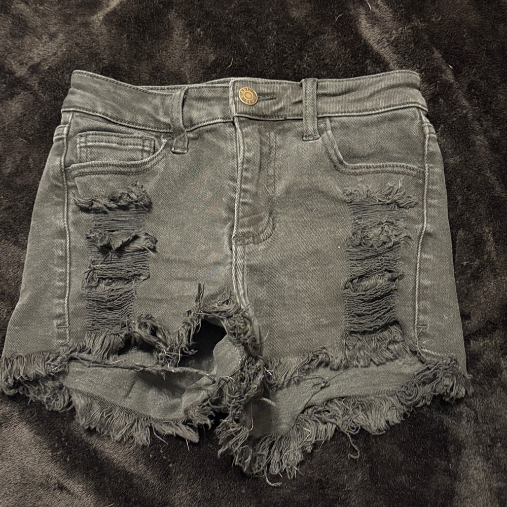 Windsor Frayed Hem Jean Shorts in Gray